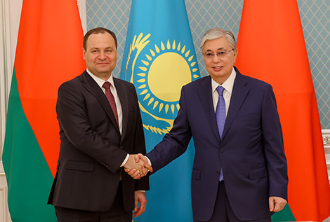 Belarus PM meets with Kazakhstan president