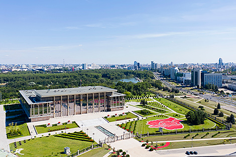 Lukashenko commends workers of manufacturing sector, State Control Committee