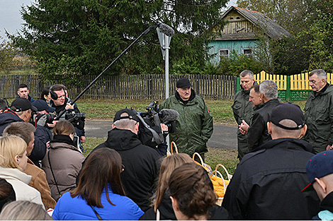 Lukashenko orders to turn Shklov District into perfect place