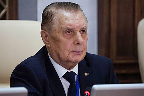 Lukashenko asks outgoing top judge to remain engaged with Supreme Court