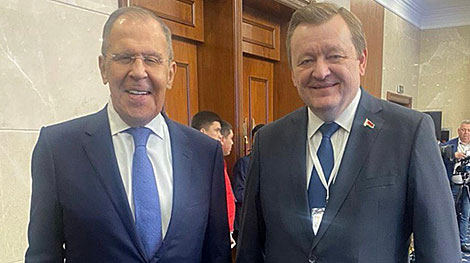 Aleinik, Lavrov meet in St Petersburg, review Belarus-Russia cooperation