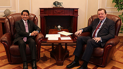 Belarus, India discuss cooperation in SCO