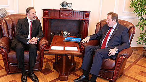 MFA, UNHCR discuss situation of Ukrainian refugees in Belarus