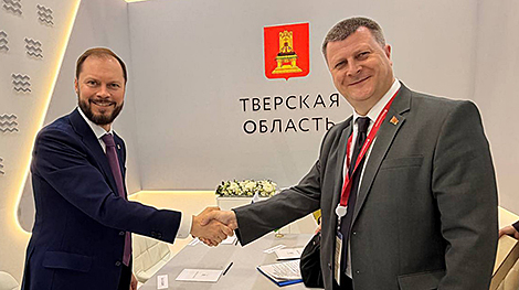 Belarus’ ambassador, Russian governor meet on sidelines of SPIEF