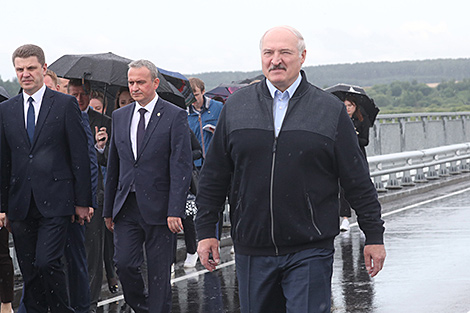 Lukashenko: Belarus will build, upgrade 18 bridges within three years