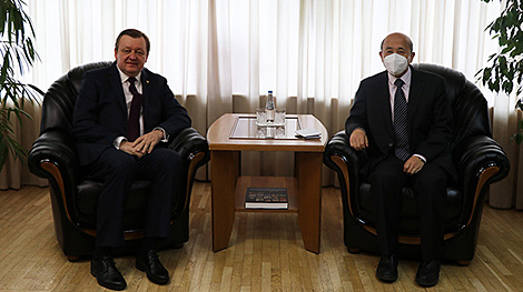 Belarus, China discuss political coordination of actions in international arena