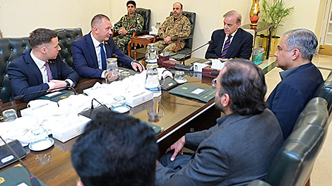 Belarus’ minister of internal affairs meets with Pakistani PM