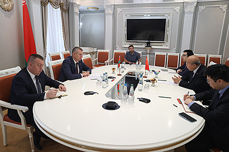 Krutoi meets with outgoing Chinese ambassador