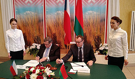 Belarus’ Minsk Oblast, Czechia’s Vysocina Region sign cooperation roadmap