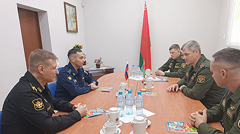 Realization of plan on cooperation between Belarusian, Russian defense ministries discussed