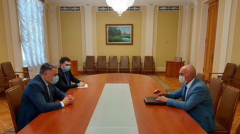 Ukraine president invited to visit Belarus
