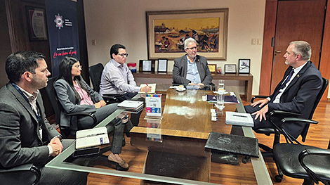Belarusian ambassador presents credentials to Paraguay president