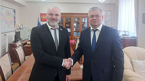 Consuls of Belarus, Russia in Almaty agree to synchronize consular operations