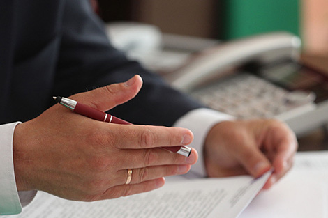 Belarus approves system of exchanging data on foreigners with Russia