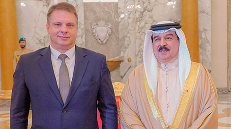 Belarusian ambassador presents credentials to King of Bahrain
