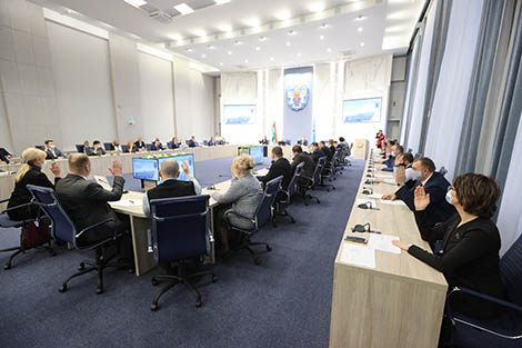 Belarus, China discuss calendar of meetings for 2021