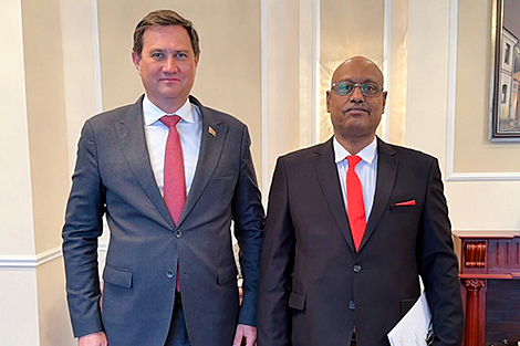 Belarus’ FM receives copy of credentials from Sudanese ambassador