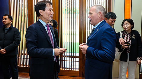 Belarusian ambassador attends annual meeting of Governors Association in Korea