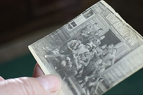 Story behind little-known photo of young Lukashenko