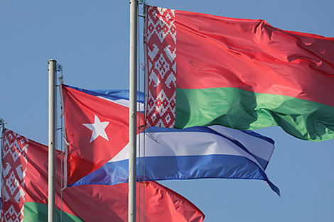 Belarus, Cuba seek contacts in military sector