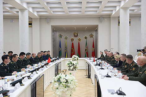 Minister: Belarus and China have opportunities to expand military cooperation