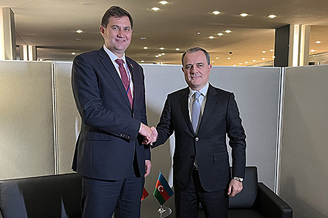 Belarus' FM meets with Azerbaijani counterpart in New York