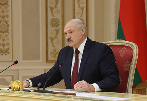 Lukashenko describes alternative course of post-election events