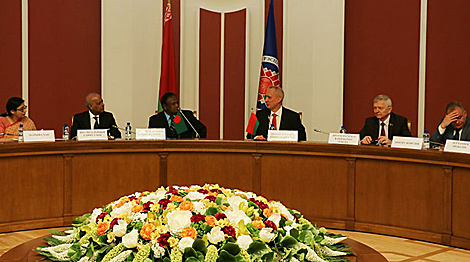 Bangladesh shows interest in Belarusian infrastructure development skills, technology