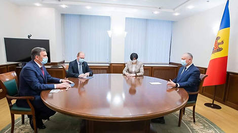 Kalinin, Dodon discuss projects in trade, economy