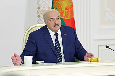 Lukashenko names main requirements for president’s aides