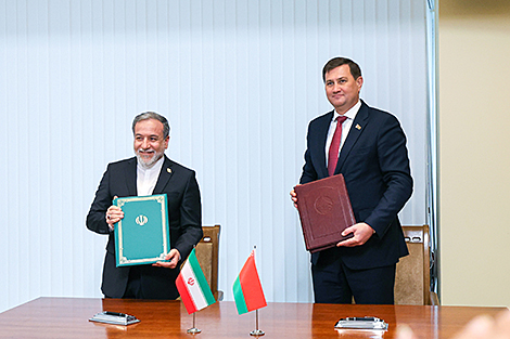 Top diplomats of Belarus, Iran sign declaration against unilateral sanctions