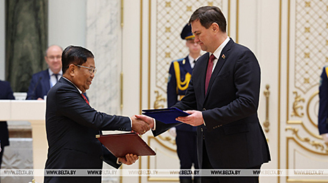 Belarus, Myanmar sign agreements on cooperation