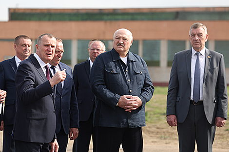 Lukashenko calls to match housing policy to needs of manufacturing sector