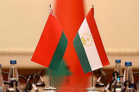 Rahmon congratulates Lukashenko on landslide victory in presidential election