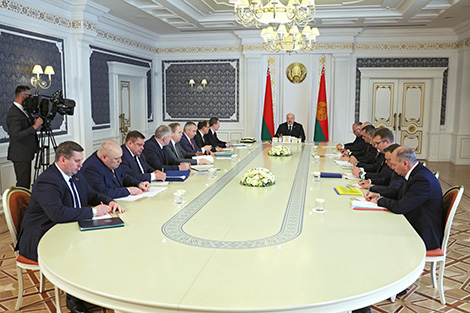 Lukashenko expects ‘smart drilling’, better outcomes from subsurface oil exploration