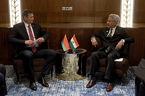 Belarus' FM meets with Indian counterpart in Astana
