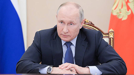 Putin pledges further assistance to Belarus amid ongoing external pressure Putin pledges further assistance to Belarus amid ongoing external pressure