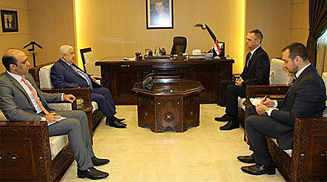 Belarus ambassador presents copies of credentials to Syrian vice premier