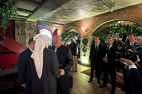 UAE president invites Lukashenko to informal dinner in Baku