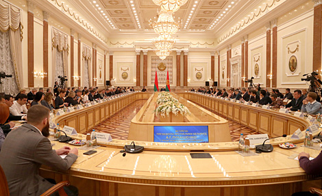 Lukashenko responds to claims of Russia multi-billion support of Belarus economy