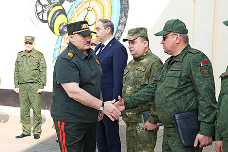 Lukashenko briefed on creation of drone troops in Belarus