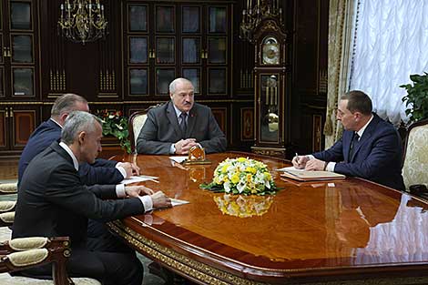 Lukashenko wants ‘legal track’ for Belarusian banks ready by June