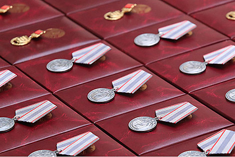 Outstanding Belarusians medaled, awarded, commended