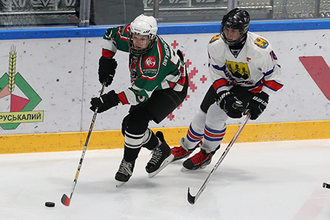 Lukashenko sends greetings to participants of Golden Puck tournament