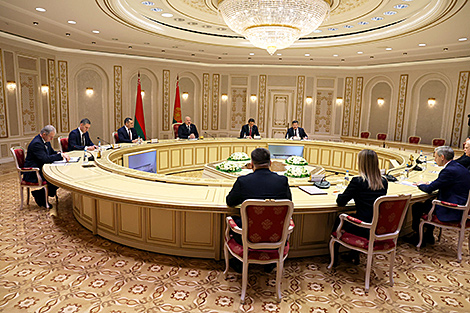 Lukashenko in favor of free movement across Belarus-Russia border