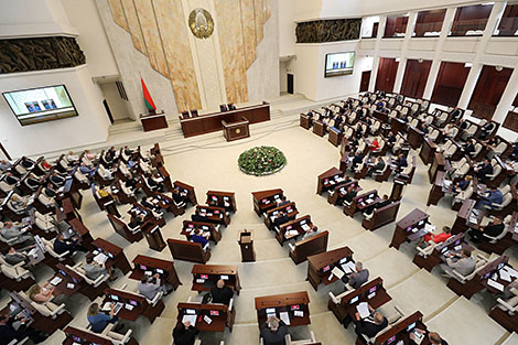 Belarusian parliament to read over 30 bills during autumn session