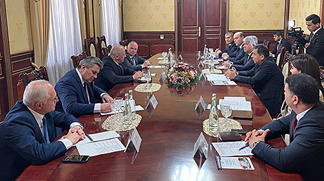 Belarus, Tajikistan discuss ways to jointly confront challenges, threats