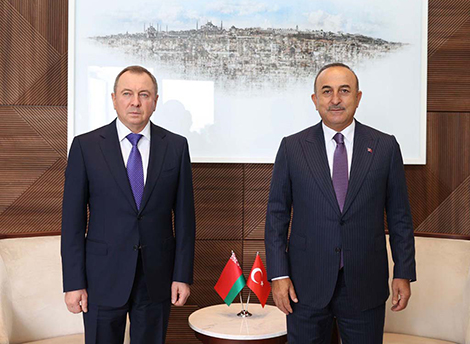 Belarus FM holds meetings in New York