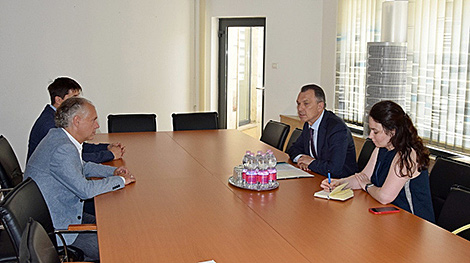 Belarusian ambassador meets with director of Budapest Holocaust Memorial Center