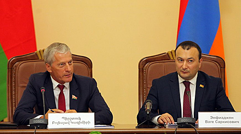 Belarus, Armenia reaffirm commitment to cooperation within interparliamentary organizations